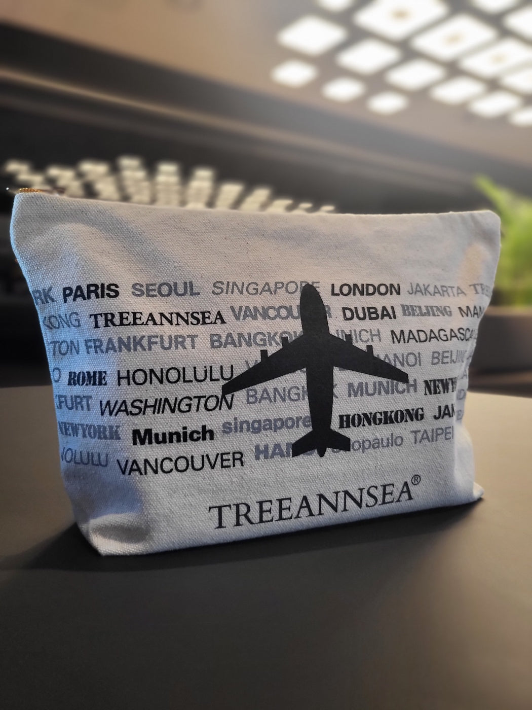 TREEANNSEA Flight Attendant City Cosmetic Pouch